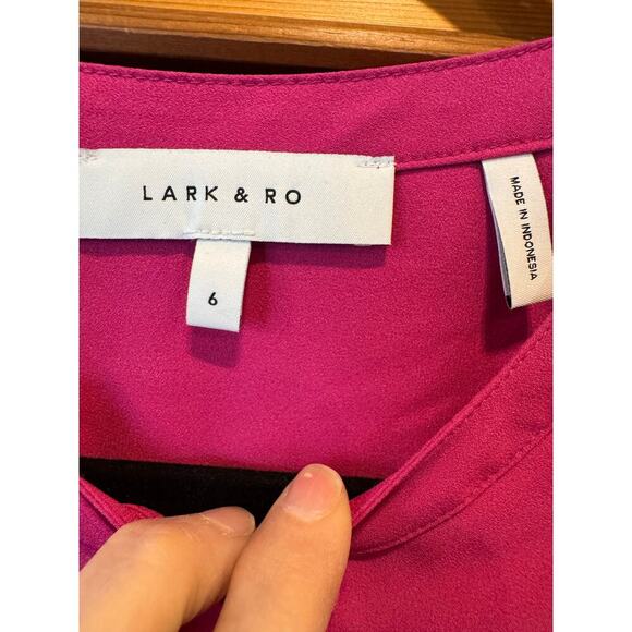 Lark & Ro Hot Pink Button Long Sleeve Blouse Women's Size 6 NWT - Picture 3 of 8
